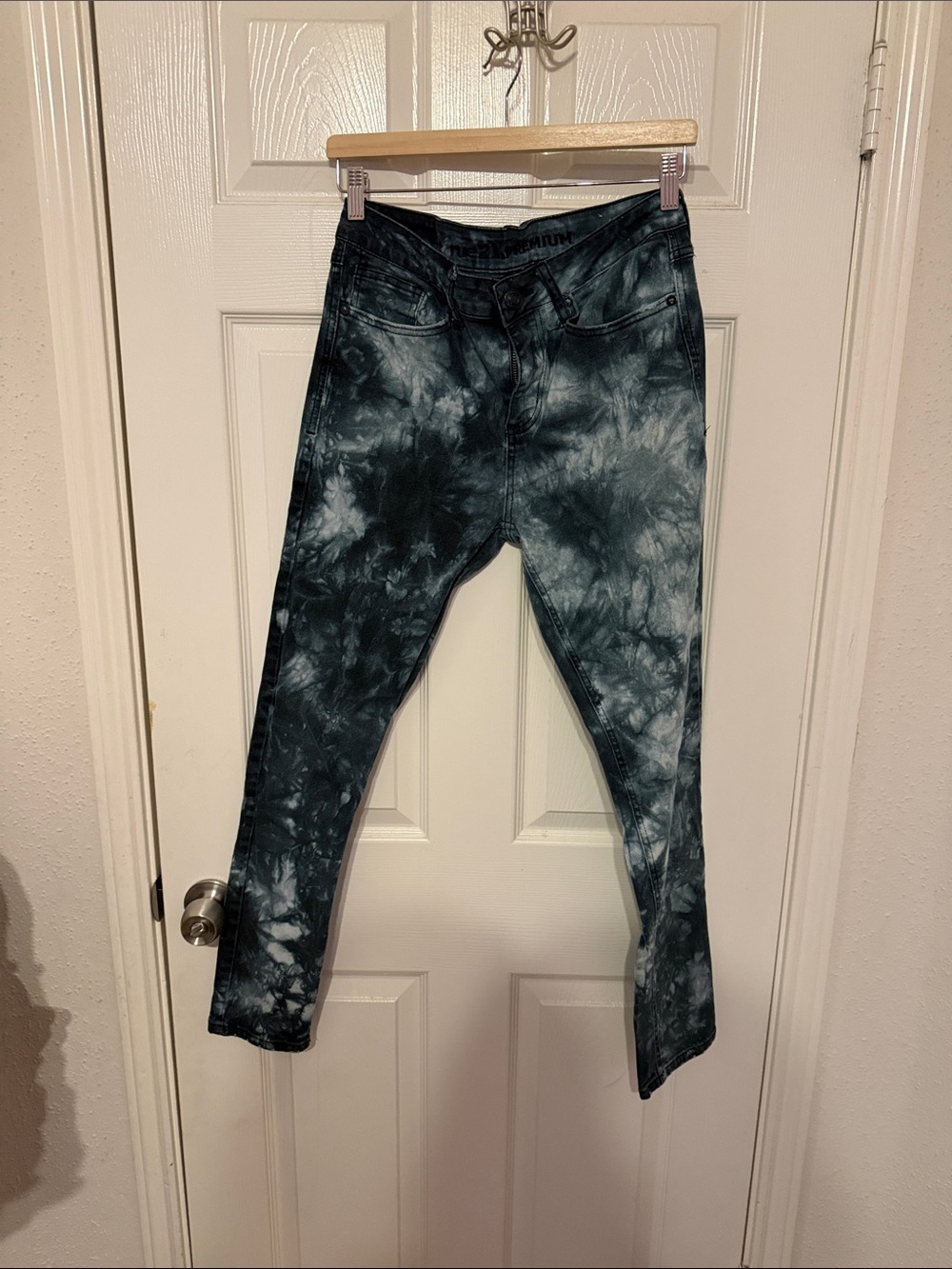 Rue 21 Tie-Dye Skinny Jeans in Dark Teal and White